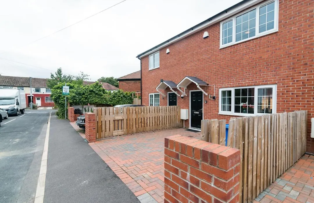Mosh Homes-1