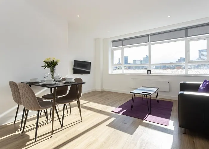 Pillo Rooms Serviced Apartments - Manchester Arena